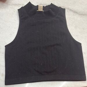 Bozzolo Black Ribbed Sleeveless Top